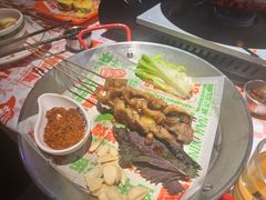 -威记烧嘢·南宁烧烤·超级生牛(绿地店)