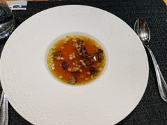 鹅肝酸辣汤-香樟花园法式铁板烧(恒隆广场店)