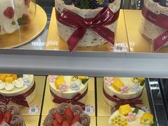 -花花卷卷·鲜食蛋糕(静安久光百货店)