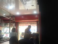 大堂-潘国仙耳光馄饨(黄家阙路店)