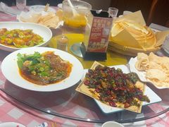 -那家老院子东北菜·饺子·小鸡炖蘑菇(艳华街店)