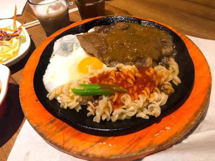 金太子牛排·自助(民航店)-"坐车的时候都有看到,金太子点主食其他
