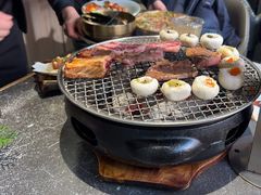 -草家酱蟹炭火烤肉店(珲春南路二店)