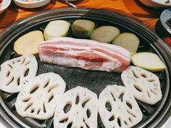 厚切五花肉-唯成•韩国炭火烤肉 유성고기