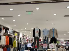-优衣库(昆明七彩METOWN购物中心店)