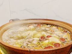 -威邵鸡煲(西华路总店)
