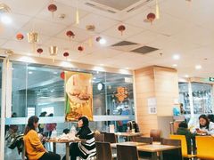 大堂-麦当劳(高铁南站店)