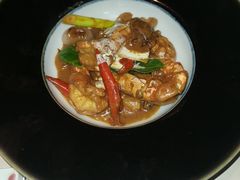 -穹六人间 people 6(岳阳路店)
