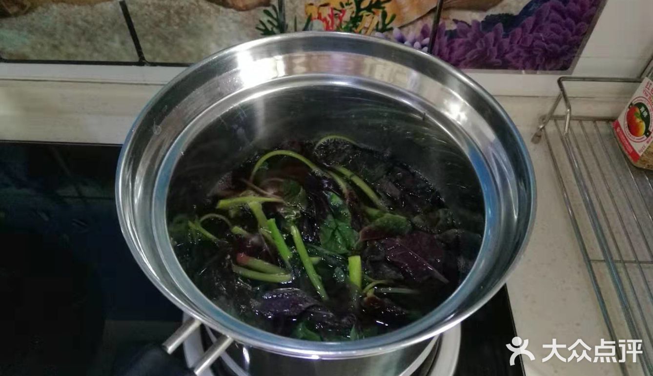 营养丰富的夏日消暑菜-凉拌红苋菜