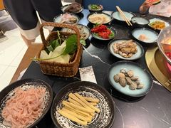 -湊湊火锅·茶憩(颐堤港店)