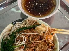 -洪记凉米线(新兴路店)