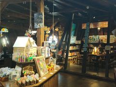 -良友书坊(安徽路店)