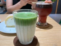 抹茶拿铁-猫里有甜