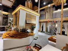 -墨居上隐·院子里火锅(峨眉店)