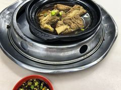 -新峰肉骨茶(总店)
