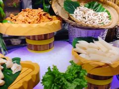 -蓝钻·国际美食海鲜自助百汇(西直门店)