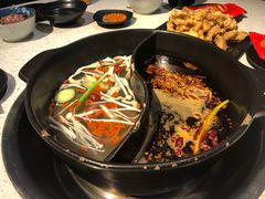 鸳鸯锅-钢管厂五区小郡肝串串香(南山店)