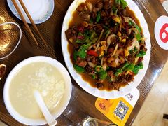 -萨宁音登锡伯风味餐厅(一楼店)