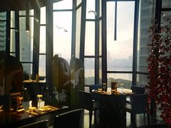 -江上荟·创意中国菜(绿地缤纷城店)