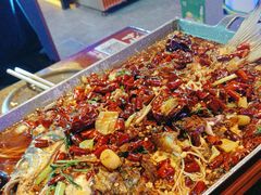 -路边边地标烧烤·川菜·小龙虾·音乐酒馆(良乡长虹店)