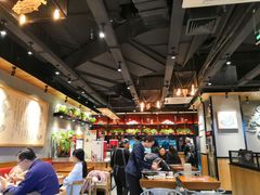 大堂-渝是乎川渝小炒(新世界百货望京店)