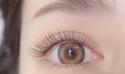 -孔雀手美甲美睫护理