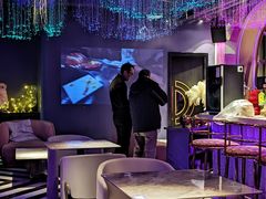 -Darling Queen·Mini·Live·House