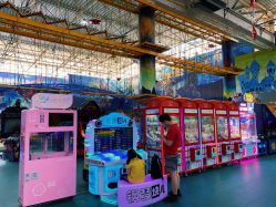 -爱丽丝奇幻乐园