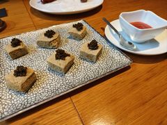 臭豆腐配鱼子酱-新荣记(西溪湿地店)