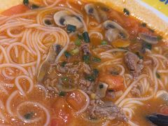 -粉小主·贵州酸汤牛肉粉(南京仙林金鹰店)