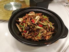 干锅茶树菇-天和晟烤鸭店(世纪坛店)