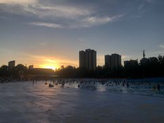 -欢乐水魔方水世界