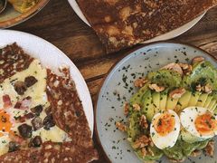 慢炖盐焦糖苹果可丽饼-RAC BAR(安福路店)