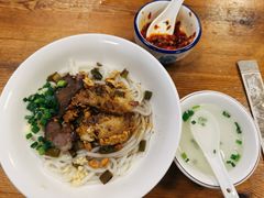 桂林卤菜米粉-牛八宝桂林米粉(八里庄店)