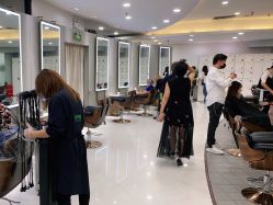 -八佰伴8008星级形象店