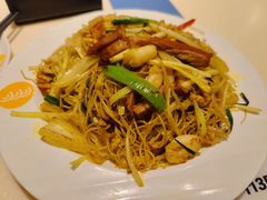 星洲炒米粉-龙记烧腊茶餐厅(常德路店)