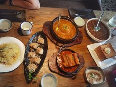 -70后饭吧(府河街店)