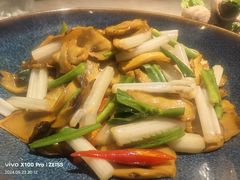 -半山腰·云南菜(侨福芳草地店)