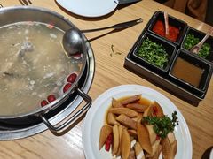-阿源鱼捞斑鱼火锅·海鲜粥(山景尚宅店)