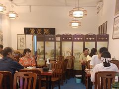 -聚首堂·特色小吃·肘子(什刹海德胜门店)