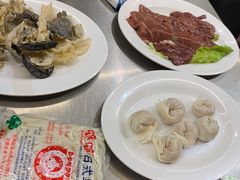 新鲜鹅肝-胡须佬鸡煲四季火锅店(石厦西村直营店)