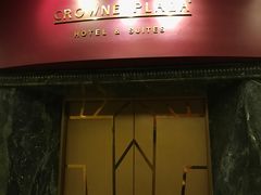 -南京金鹰皇冠假日酒店