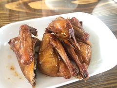红烧乳鸽-崖口煲仔饭