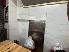 -威邵鸡煲(西华路总店)