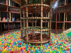 -奇幻丛林(佛罗伦萨小镇店)