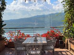 -昆明春城湖畔度假村