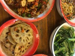 -老三样·美食研究中心(世贸路店)