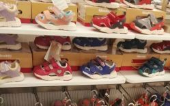 -乐友孕婴童(华宇时尚购物中心店)