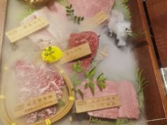 -山川小町·极番烧肉(新地假日广场店)