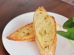 餐前面包双人-明星酒店•FORNETTO佛纳朵意餐厅•披萨•意面(湘隆时代广场店)
